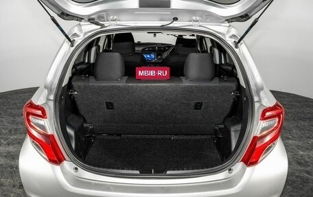 Toyota Vitz, 2016 год, 875 000 рублей, 17 фотография