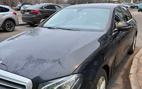 Mercedes-Benz E-Класс, 2018 год, 1 800 000 рублей, 5 фотография