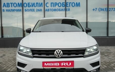 Volkswagen Tiguan II, 2019 год, 2 879 000 рублей, 8 фотография