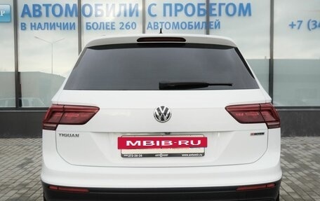 Volkswagen Tiguan II, 2019 год, 2 879 000 рублей, 4 фотография