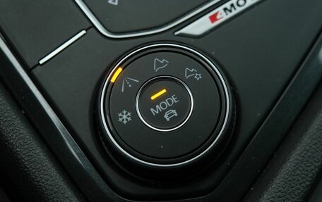 Volkswagen Tiguan II, 2019 год, 2 879 000 рублей, 13 фотография