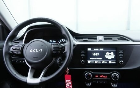 KIA Rio IV, 2022 год, 1 949 000 рублей, 10 фотография