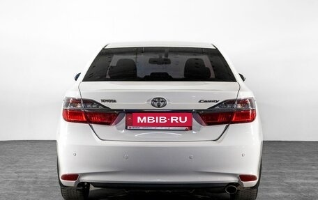 Toyota Camry, 2014 год, 1 820 000 рублей, 4 фотография