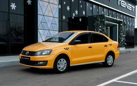 Volkswagen Polo VI (EU Market), 2019 год, 680 000 рублей, 1 фотография