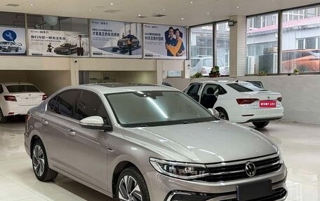 Volkswagen Bora, 2023 год, 1 910 000 рублей, 1 фотография