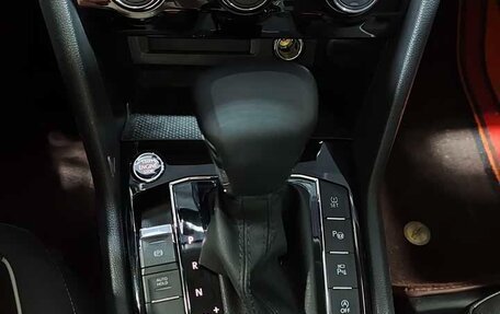 Volkswagen Tiguan II, 2021 год, 3 974 000 рублей, 14 фотография