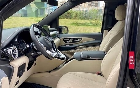 Mercedes-Benz Vito, 2021 год, 6 000 000 рублей, 9 фотография