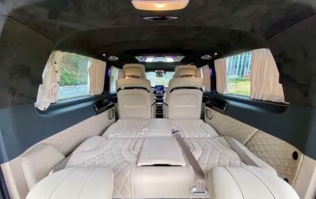 Mercedes-Benz Vito, 2021 год, 6 000 000 рублей, 16 фотография