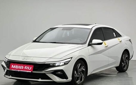 Hyundai Elantra, 2025 год, 1 940 000 рублей, 3 фотография