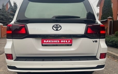 Toyota Land Cruiser 200, 2013 год, 3 900 000 рублей, 3 фотография