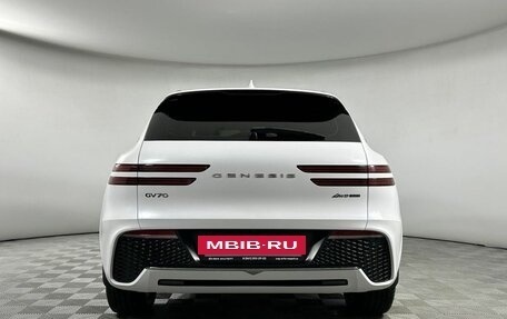 Genesis GV70, 2021 год, 4 699 000 рублей, 5 фотография