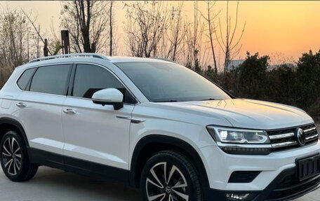 Volkswagen Tharu, 2022 год, 1 900 000 рублей, 3 фотография