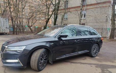 Skoda Superb III рестайлинг, 2019 год, 4 000 000 рублей, 7 фотография