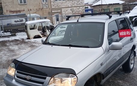 Chevrolet Niva I рестайлинг, 2004 год, 320 000 рублей, 2 фотография