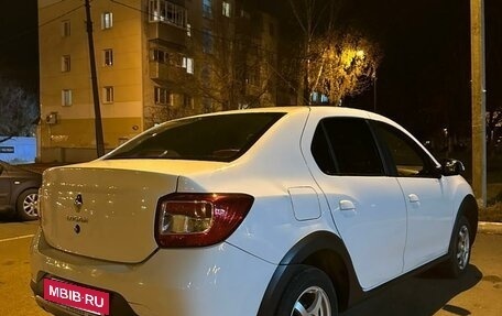 Renault Logan II, 2020 год, 900 000 рублей, 10 фотография