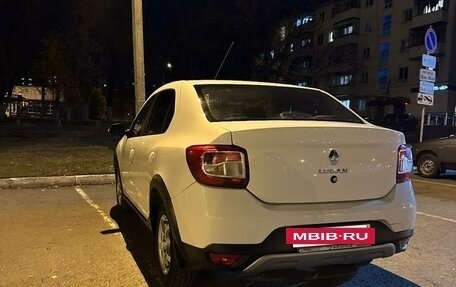 Renault Logan II, 2020 год, 900 000 рублей, 12 фотография
