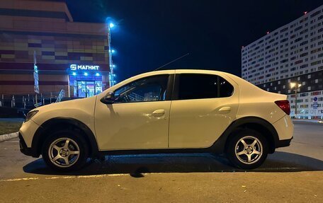 Renault Logan II, 2020 год, 900 000 рублей, 14 фотография