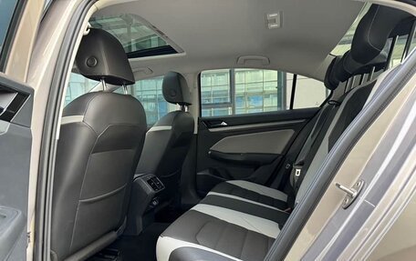 Volkswagen Bora, 2022 год, 1 919 000 рублей, 17 фотография