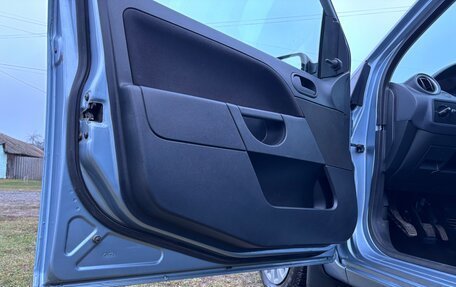 Ford Fiesta, 2007 год, 450 000 рублей, 12 фотография