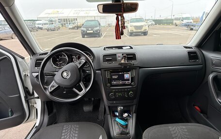 Skoda Yeti I рестайлинг, 2017 год, 1 500 000 рублей, 8 фотография