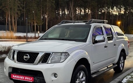 Nissan Navara (Frontier), 2010 год, 1 360 000 рублей, 5 фотография
