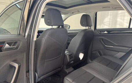 Volkswagen T-Roc I, 2021 год, 1 720 000 рублей, 8 фотография