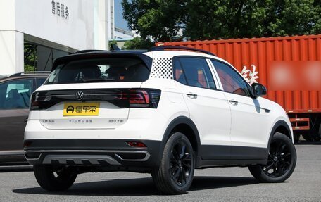 Volkswagen T-Cross I, 2022 год, 1 400 000 рублей, 7 фотография