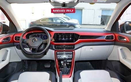 Volkswagen T-Cross I, 2022 год, 1 400 000 рублей, 14 фотография