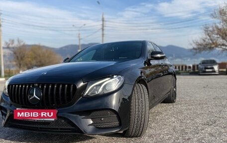 Mercedes-Benz E-Класс, 2018 год, 3 570 000 рублей, 25 фотография