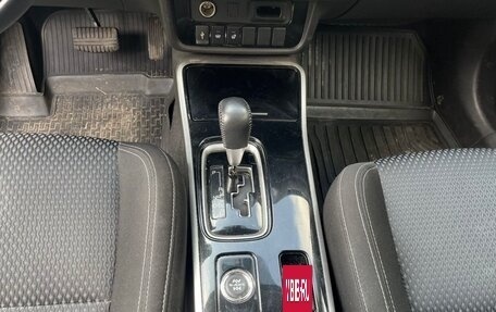 Mitsubishi Outlander III рестайлинг 3, 2021 год, 2 400 000 рублей, 10 фотография