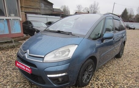 Citroen C4 Picasso II рестайлинг, 2011 год, 770 000 рублей, 3 фотография