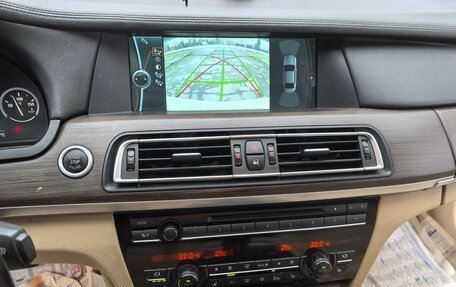 BMW 7 серия, 2011 год, 2 100 000 рублей, 18 фотография