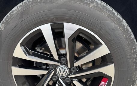 Volkswagen Tiguan II, 2020 год, 3 150 000 рублей, 6 фотография