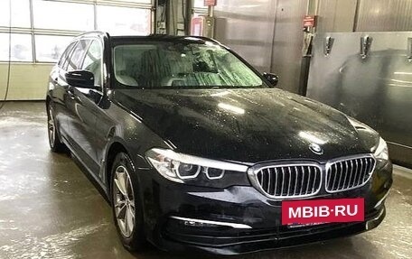 BMW 5 серия, 2019 год, 2 830 000 рублей, 10 фотография