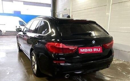 BMW 5 серия, 2019 год, 2 830 000 рублей, 13 фотография