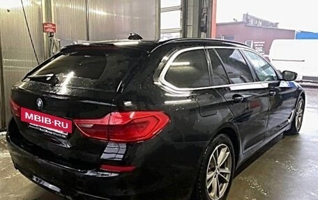 BMW 5 серия, 2019 год, 2 830 000 рублей, 11 фотография