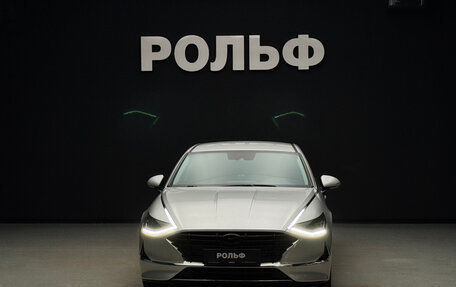 Hyundai Sonata VIII, 2021 год, 2 700 000 рублей, 2 фотография