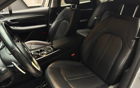 Hyundai Sonata VIII, 2021 год, 2 700 000 рублей, 14 фотография