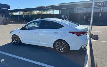 Hyundai Solaris II рестайлинг, 2019 год, 1 500 000 рублей, 1 фотография