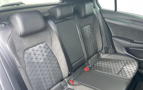 Volkswagen Golf VIII, 2025 год, 4 800 000 рублей, 26 фотография