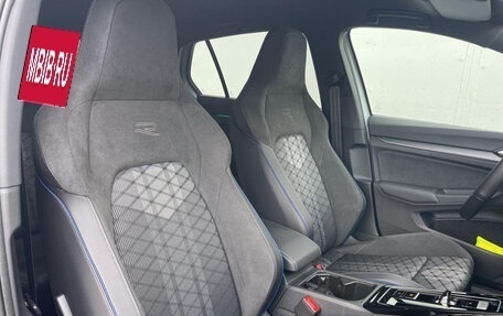 Volkswagen Golf VIII, 2025 год, 4 800 000 рублей, 24 фотография