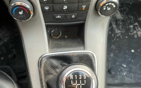 Chevrolet Cruze II, 2011 год, 420 000 рублей, 19 фотография