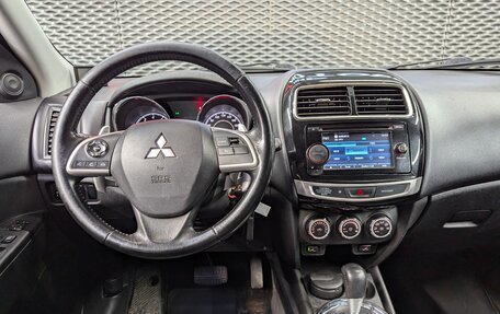 Mitsubishi ASX I рестайлинг, 2014 год, 1 000 000 рублей, 21 фотография