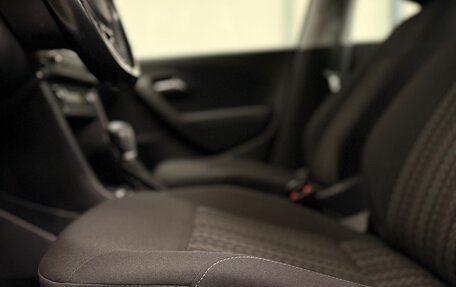 Volkswagen Polo VI (EU Market), 2016 год, 975 000 рублей, 18 фотография