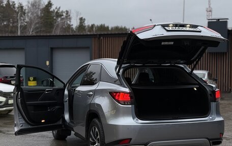 Lexus RX IV рестайлинг, 2022 год, 6 100 000 рублей, 9 фотография