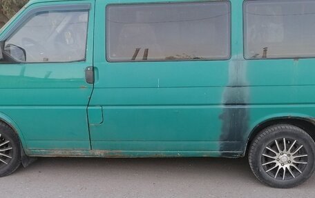 Volkswagen Transporter T4, 1990 год, 370 000 рублей, 2 фотография