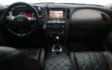 Infiniti FX II, 2009 год, 1 800 000 рублей, 13 фотография