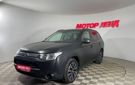 Mitsubishi Outlander III рестайлинг 3, 2013 год, 1 340 000 рублей, 1 фотография