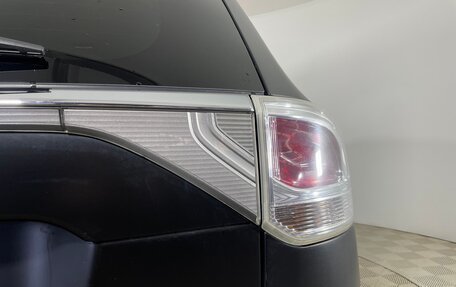 Mitsubishi Outlander III рестайлинг 3, 2013 год, 1 340 000 рублей, 8 фотография