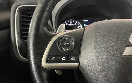 Mitsubishi Outlander III рестайлинг 3, 2013 год, 1 340 000 рублей, 15 фотография